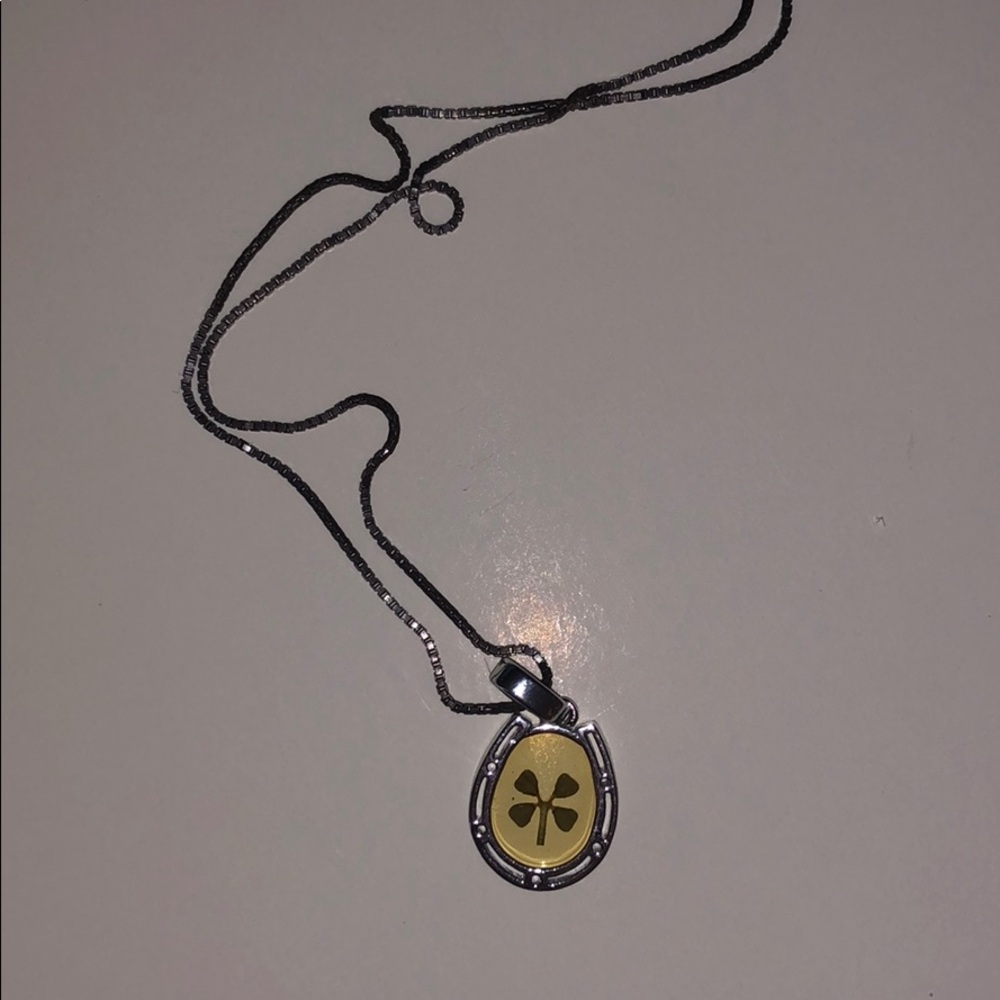Lucky clover horseshoe pendant